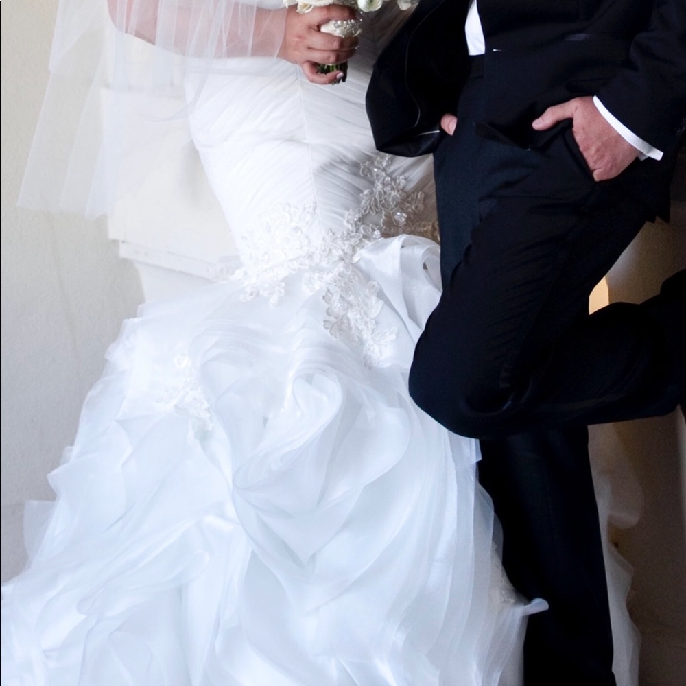 Karoza wedding dress